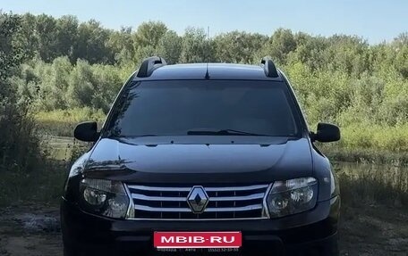 Renault Duster I рестайлинг, 2014 год, 900 000 рублей, 1 фотография