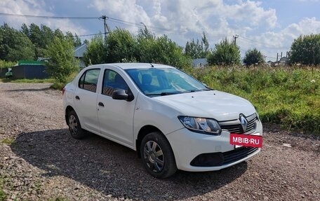 Renault Logan II, 2014 год, 370 000 рублей, 2 фотография