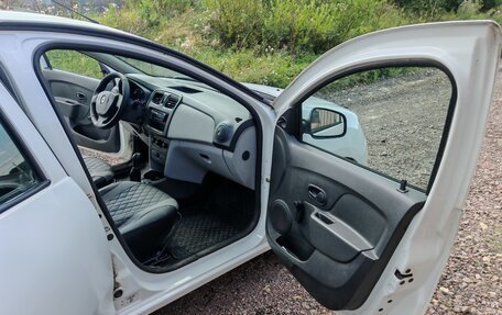 Renault Logan II, 2014 год, 370 000 рублей, 16 фотография