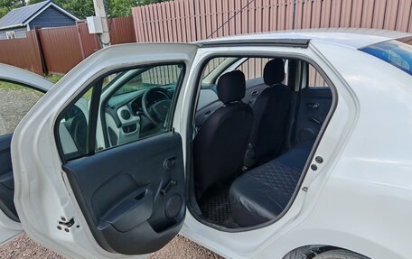Renault Logan II, 2014 год, 370 000 рублей, 18 фотография