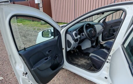 Renault Logan II, 2014 год, 370 000 рублей, 19 фотография