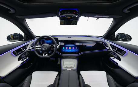 Mercedes-Benz E-Класс AMG, 2026 год, 15 090 000 рублей, 32 фотография