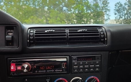 BMW 5 серия, 1991 год, 980 000 рублей, 16 фотография
