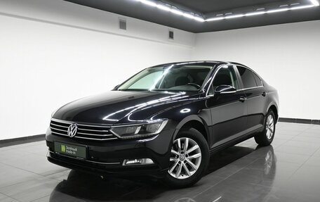 Volkswagen Passat B8 рестайлинг, 2017 год, 1 745 000 рублей, 1 фотография