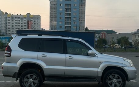 Toyota Land Cruiser Prado 120 рестайлинг, 2006 год, 2 400 000 рублей, 6 фотография