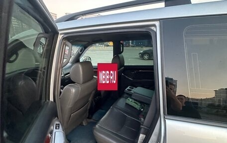 Toyota Land Cruiser Prado 120 рестайлинг, 2006 год, 2 400 000 рублей, 10 фотография