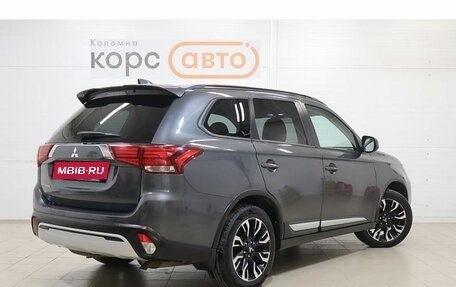 Mitsubishi Outlander III рестайлинг 3, 2021 год, 2 249 000 рублей, 3 фотография