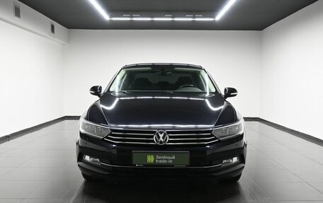 Volkswagen Passat B8 рестайлинг, 2017 год, 1 745 000 рублей, 3 фотография