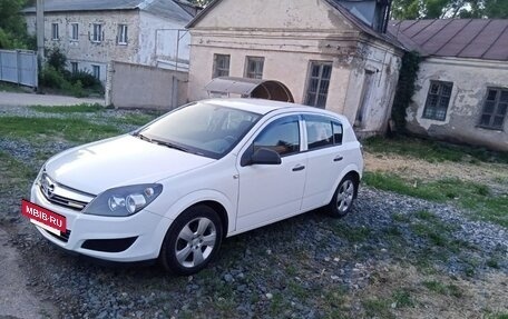 Opel Astra H, 2011 год, 620 000 рублей, 2 фотография