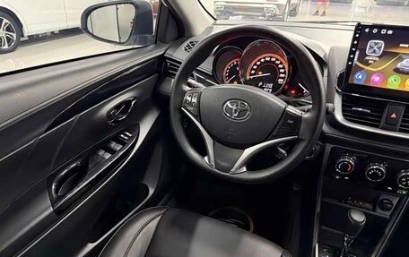 Toyota Yaris XP150 рестайлинг, 2022 год, 979 040 рублей, 9 фотография