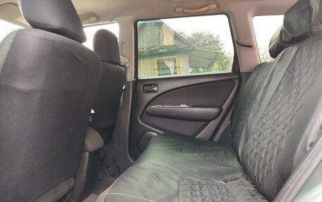 Mitsubishi Outlander III рестайлинг 3, 2002 год, 430 000 рублей, 6 фотография