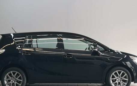 Toyota Verso I, 2014 год, 1 530 000 рублей, 4 фотография