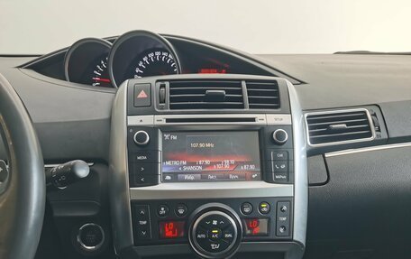 Toyota Verso I, 2014 год, 1 530 000 рублей, 11 фотография