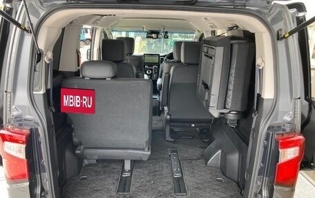 Mitsubishi Delica D:5 I, 2022 год, 2 387 008 рублей, 19 фотография