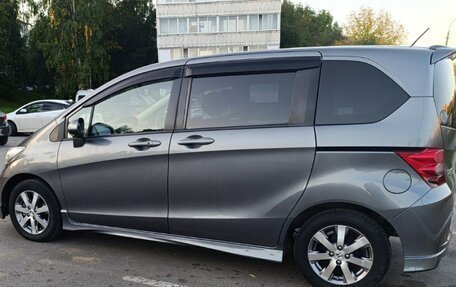 Honda Freed I, 2009 год, 899 000 рублей, 6 фотография