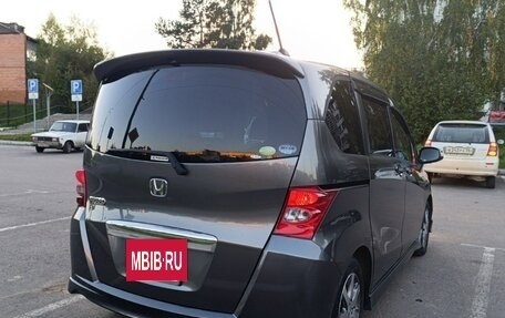 Honda Freed I, 2009 год, 899 000 рублей, 3 фотография