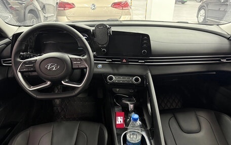Hyundai Elantra, 2022 год, 1 332 980 рублей, 7 фотография