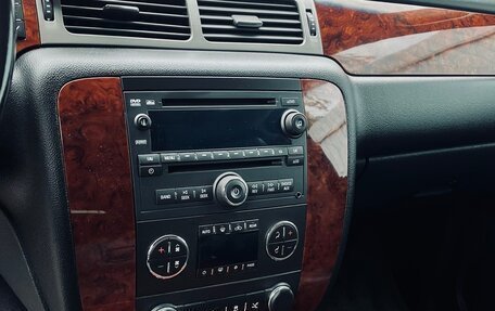 Chevrolet Tahoe III, 2013 год, 2 420 000 рублей, 6 фотография
