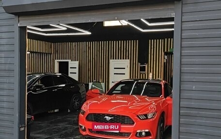 Ford Mustang VI рестайлинг, 2016 год, 2 500 000 рублей, 8 фотография