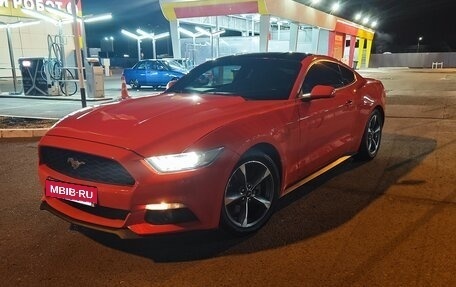 Ford Mustang VI рестайлинг, 2016 год, 2 500 000 рублей, 7 фотография