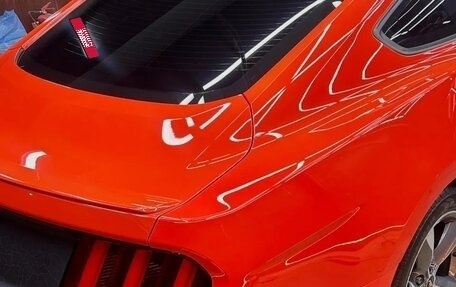 Ford Mustang VI рестайлинг, 2016 год, 2 500 000 рублей, 3 фотография