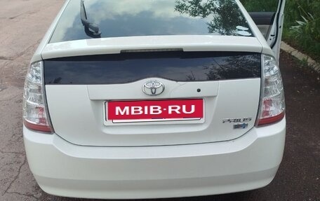 Toyota Prius, 2008 год, 600 000 рублей, 4 фотография