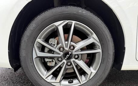 KIA K3, 2022 год, 1 574 000 рублей, 15 фотография