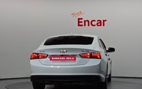 Chevrolet Malibu IX, 2022 год, 1 680 000 рублей, 4 фотография
