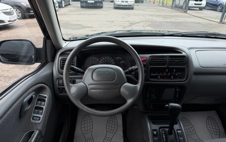 Chevrolet Tracker II, 2000 год, 427 000 рублей, 10 фотография
