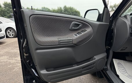 Chevrolet Tracker II, 2000 год, 427 000 рублей, 16 фотография