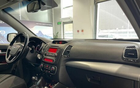 KIA Sorento II рестайлинг, 2015 год, 1 650 000 рублей, 10 фотография