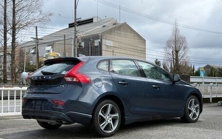Volvo V40 II рестайлинг, 2019 год, 879 911 рублей, 7 фотография