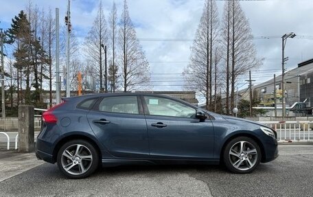 Volvo V40 II рестайлинг, 2019 год, 879 911 рублей, 8 фотография
