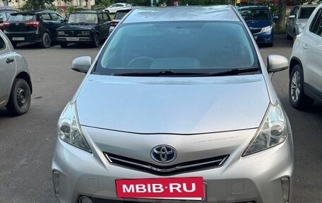Toyota Prius Alpha I (ZVW40/41), 2021 год, 1 000 000 рублей, 5 фотография