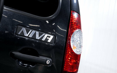 Chevrolet Niva I рестайлинг, 2018 год, 799 000 рублей, 11 фотография