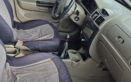 KIA Rio II, 2005 год, 160 000 рублей, 8 фотография