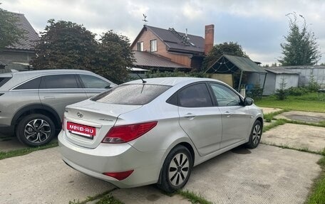 Hyundai Solaris II рестайлинг, 2014 год, 800 000 рублей, 3 фотография