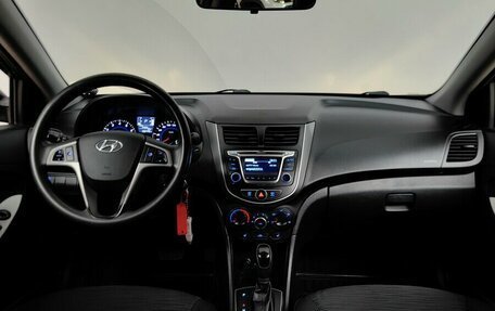 Hyundai Solaris II рестайлинг, 2015 год, 985 000 рублей, 12 фотография