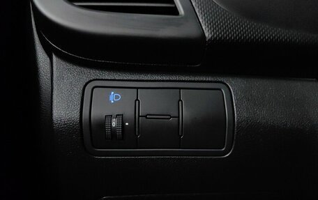 Hyundai Solaris II рестайлинг, 2015 год, 985 000 рублей, 21 фотография
