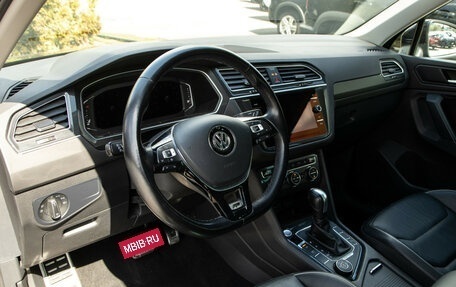 Volkswagen Tiguan II, 2019 год, 3 178 000 рублей, 19 фотография