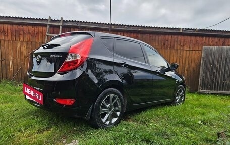 Hyundai Solaris II рестайлинг, 2014 год, 829 000 рублей, 2 фотография