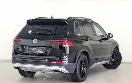 Volkswagen Tiguan II, 2019 год, 2 680 000 рублей, 5 фотография