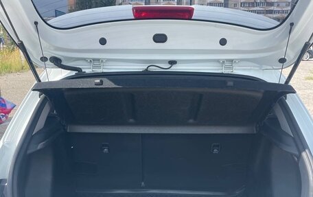 KIA Rio IV, 2019 год, 1 570 000 рублей, 9 фотография