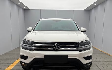 Volkswagen Tharu, 2023 год, 1 799 999 рублей, 2 фотография
