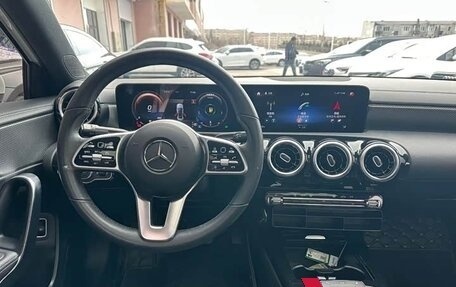 Mercedes-Benz A-Класс, 2022 год, 2 251 000 рублей, 14 фотография
