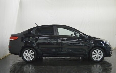 KIA Rio III рестайлинг, 2016 год, 900 000 рублей, 4 фотография