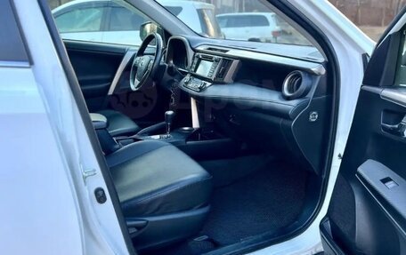 Toyota RAV4, 2014 год, 2 150 000 рублей, 24 фотография