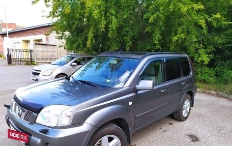 Nissan X-Trail, 2006 год, 800 000 рублей, 3 фотография
