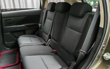 Mitsubishi Outlander III рестайлинг 3, 2020 год, 2 149 000 рублей, 8 фотография