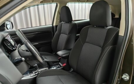 Mitsubishi Outlander III рестайлинг 3, 2020 год, 2 149 000 рублей, 6 фотография
